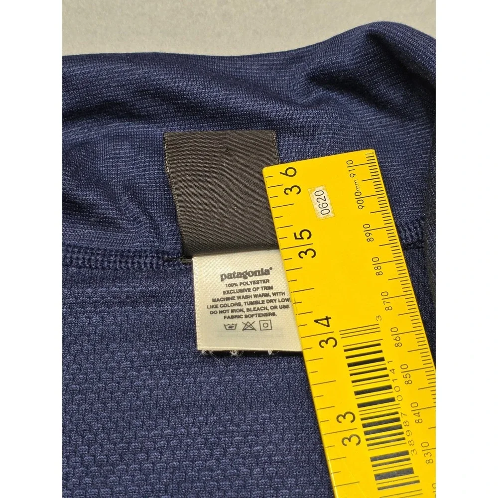 Patagonia Capilene 1/4 Zip Base Layer Shirt M USA Waffle‎ Knit Navy Outdoor